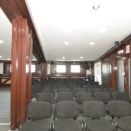 Jat Aparthotel